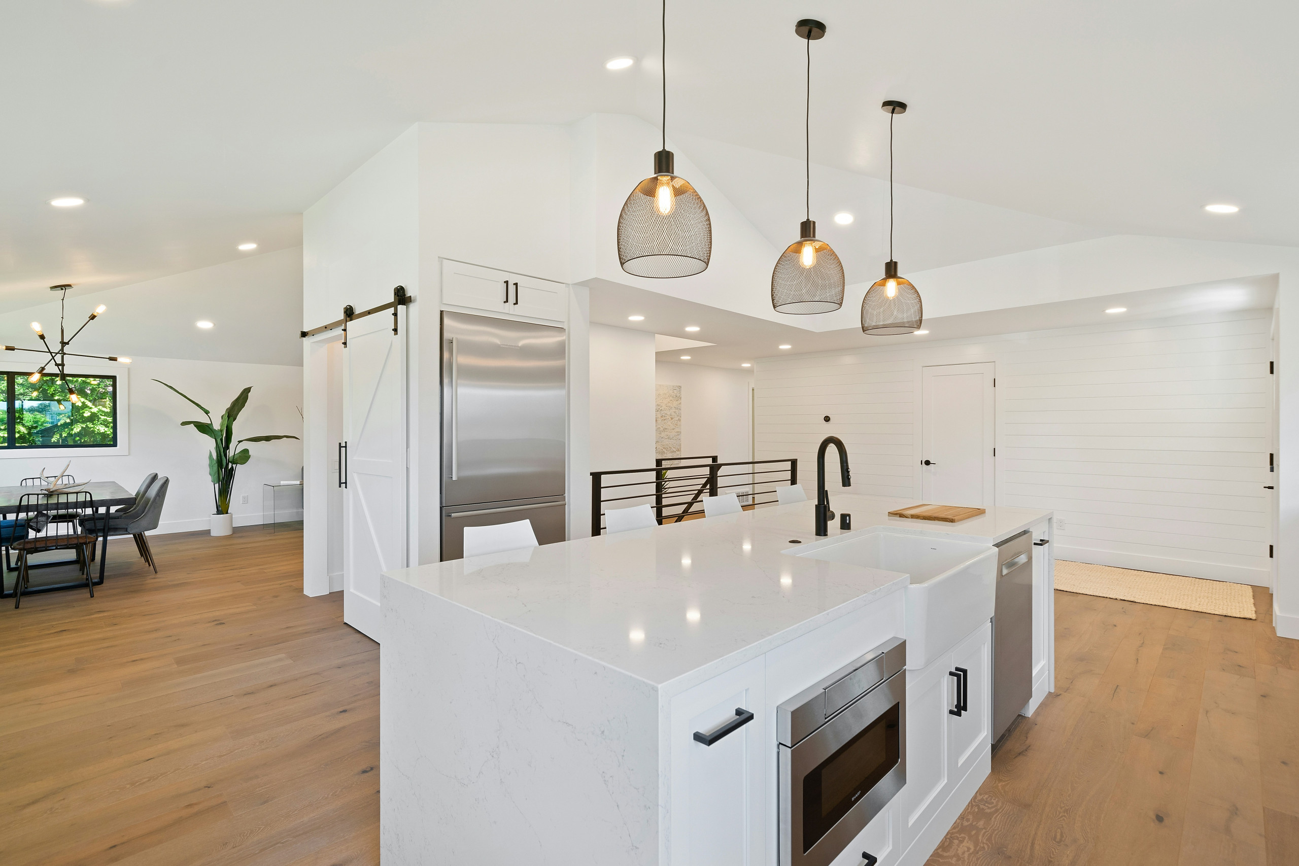 cleaning company, domestic cleaning, resort cleaning, airbnb cleaning, NDIS, support work, cleaning, social activities, pet sitting, house sitting, child minding