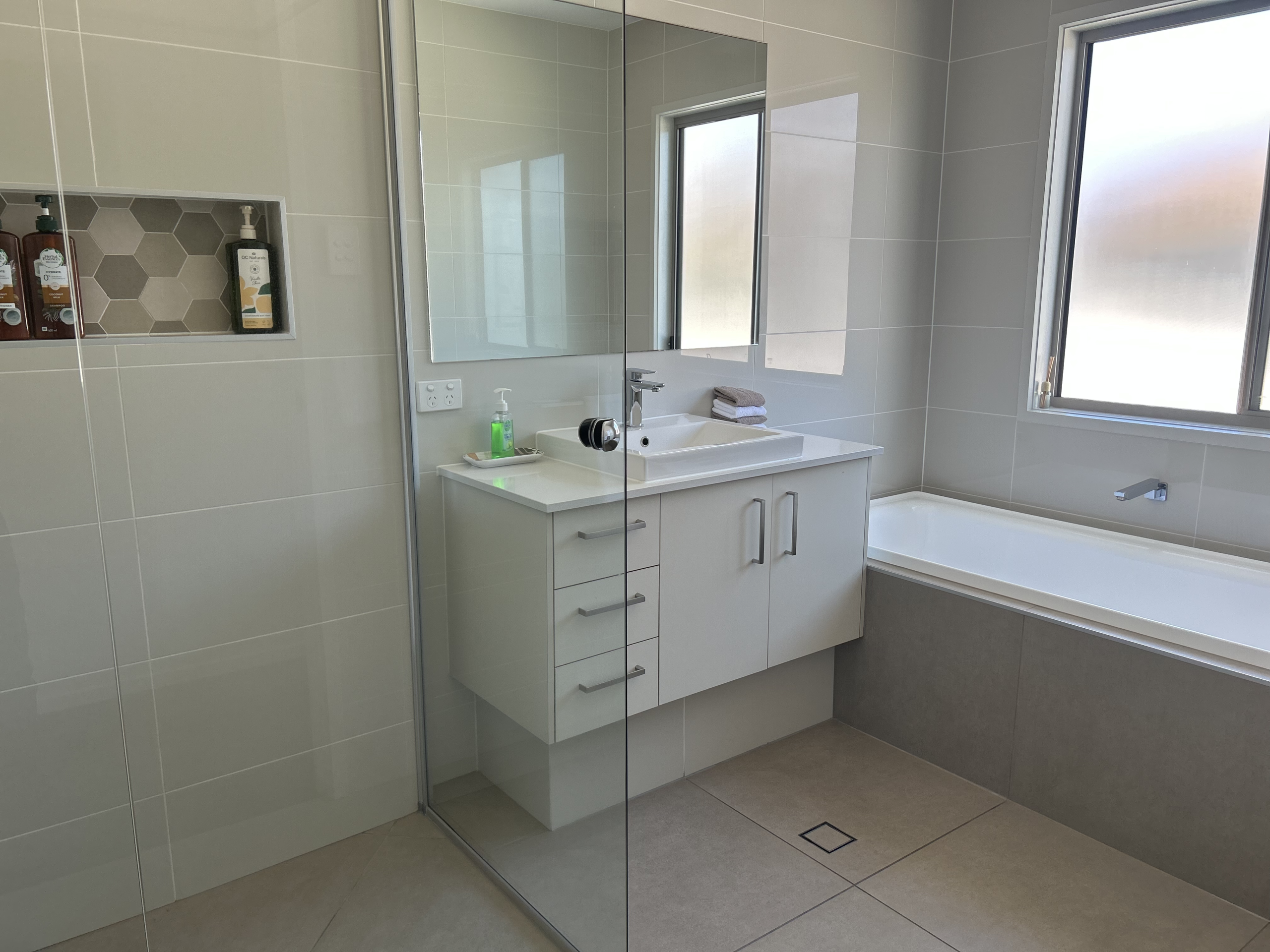 cleaning company, domestic cleaning, resort cleaning, airbnb cleaning, NDIS, support work, cleaning, social activities, pet sitting, house sitting, child minding